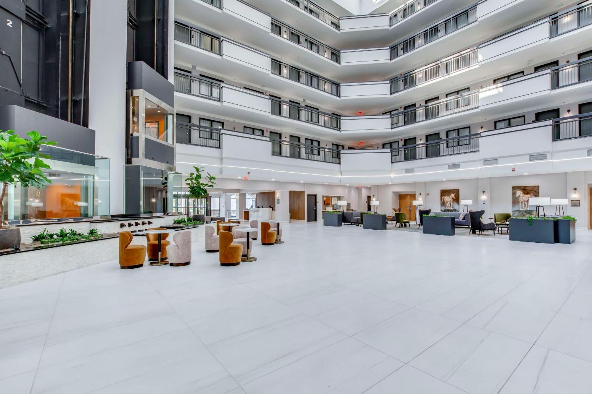 Hotel Embassy By Hilton East