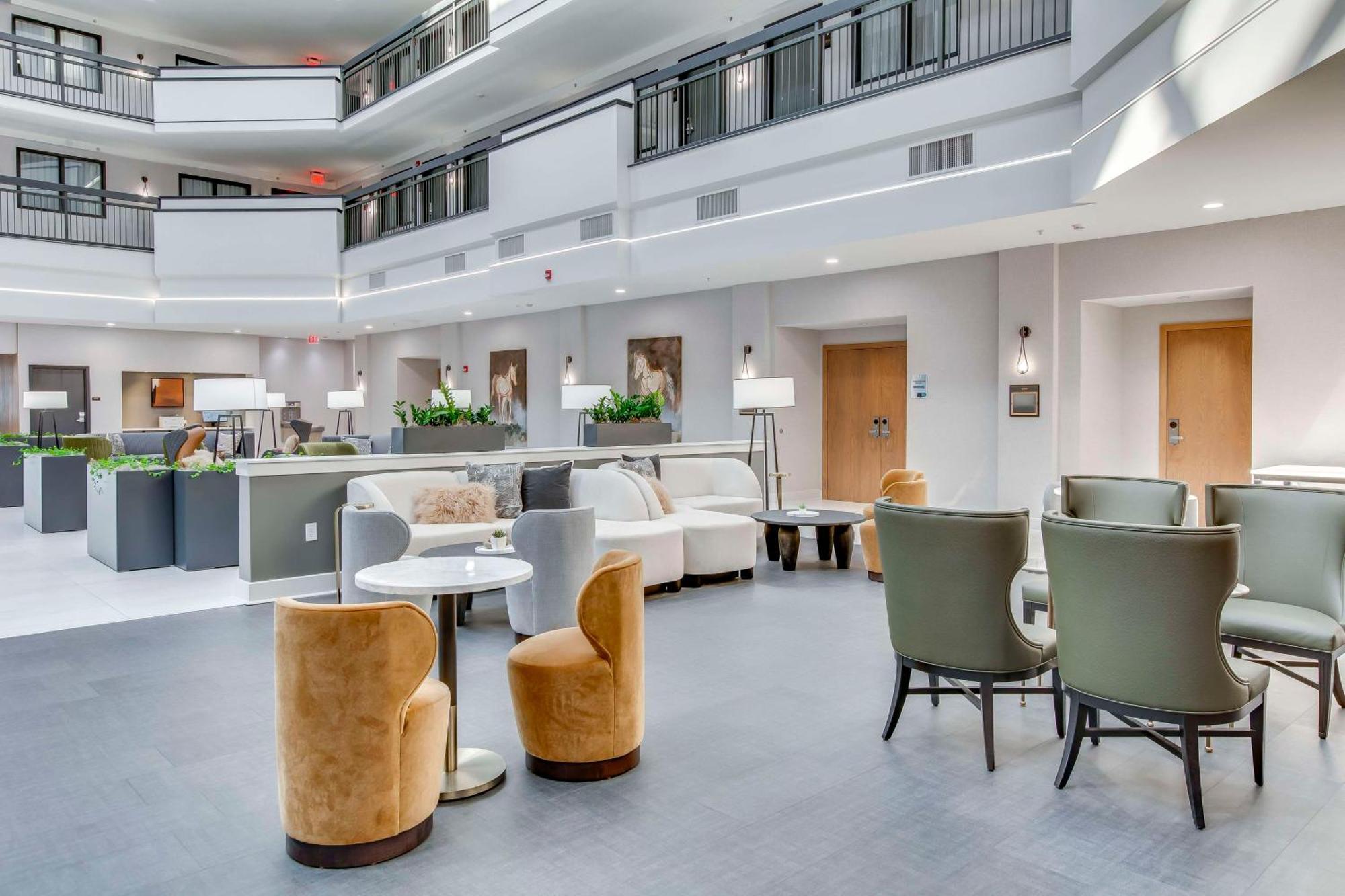Embassy By Hilton East Louisville